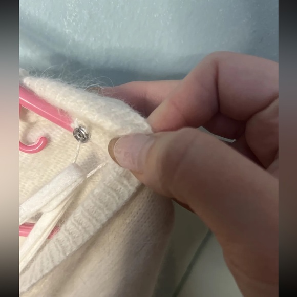 Victoria’s Secret Cream Angora Sweater Moda International Women’s Small - Picture 6 of 7